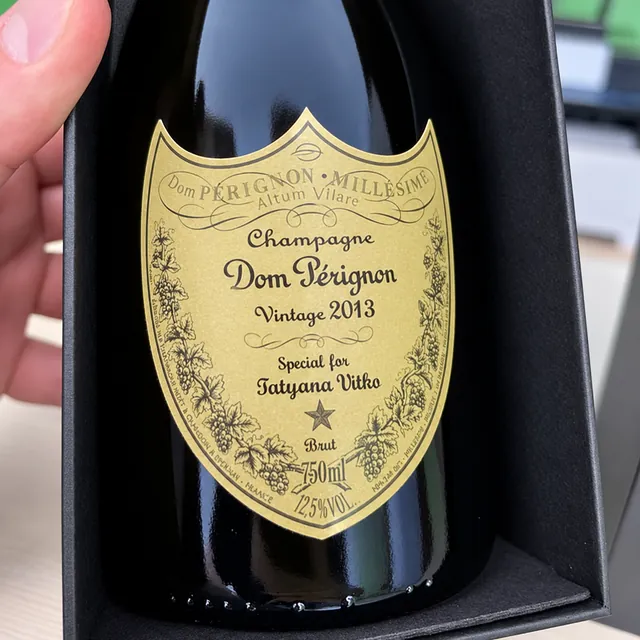 Шампанское Dom Pérignon с именной этикеткой