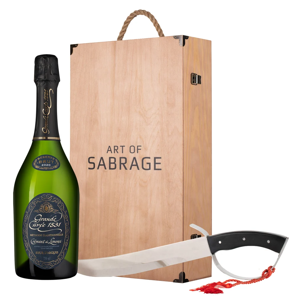 Игристое вино в подарочном наборе Sabrage& Grande Cuvee 1531 Cremant de Limoux Reserve, 0,75 л — Франция