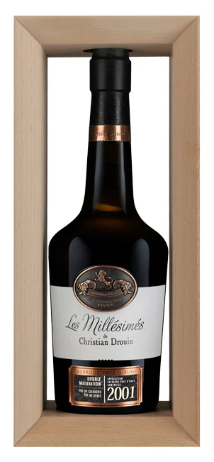Кальвадос Christian Drouin Calvados Pays d`Auge 2001 42%, 0,7 л — Франция
