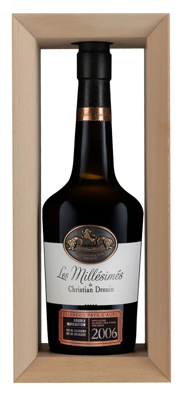 Кальвадос Christian Drouin Calvados Pays d`Auge 2006 42%, 0,7 л — Франция