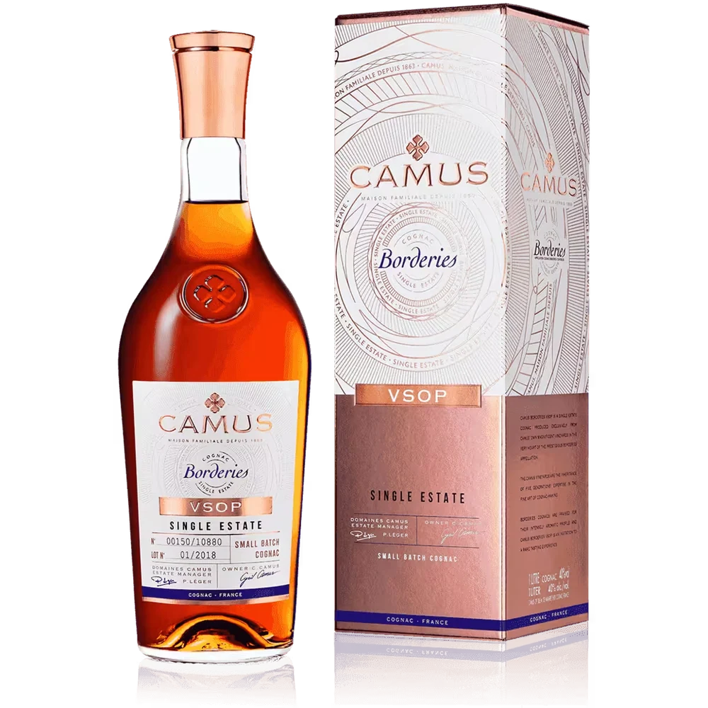 Коньяк Camus Borderies VSOP 0,7 л в подарочной упаковке — Франция
