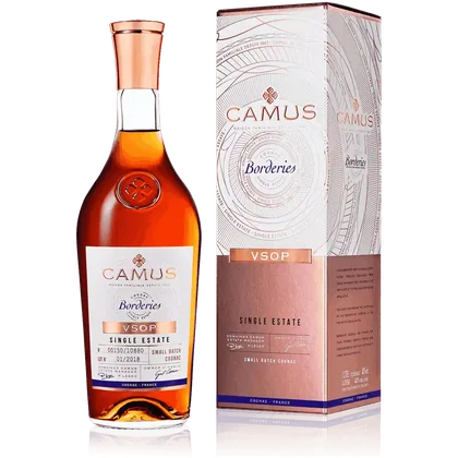 Коньяк Camus Borderies VSOP 0,7 л в подарочной упаковке — Франция