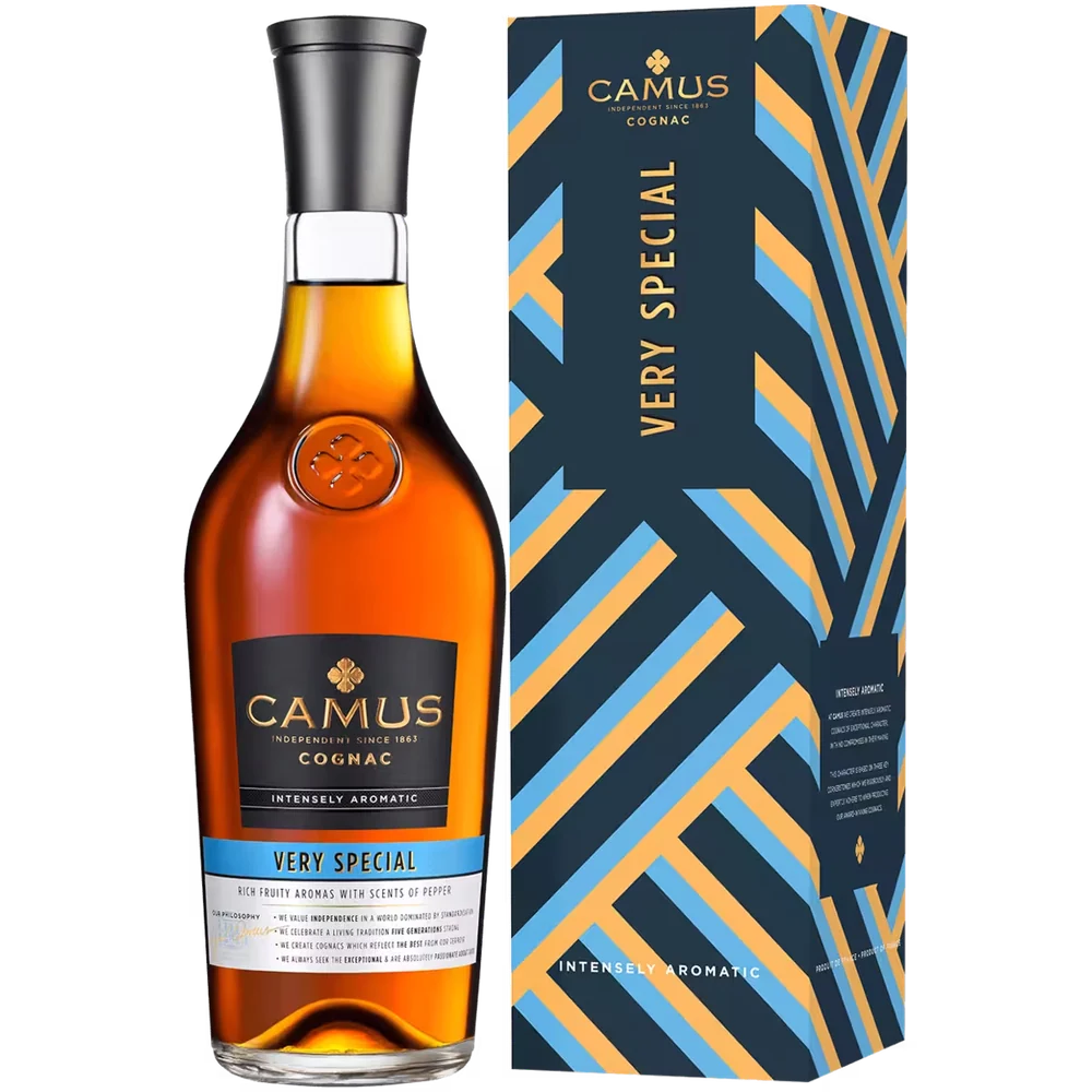 Коньяк Camus VS 0,7 л в подарочной упаковке — Франция