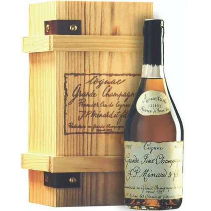 Коньяк Menard Ancestrale Reserve de Famille (gift box), 0,7 л