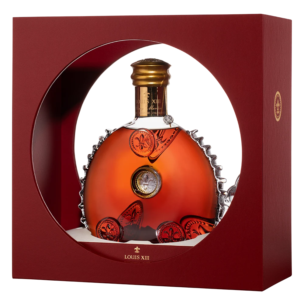 Коньяк Remy Martin Louis XIII в подарочной упаковке, 0,7 л — Франция