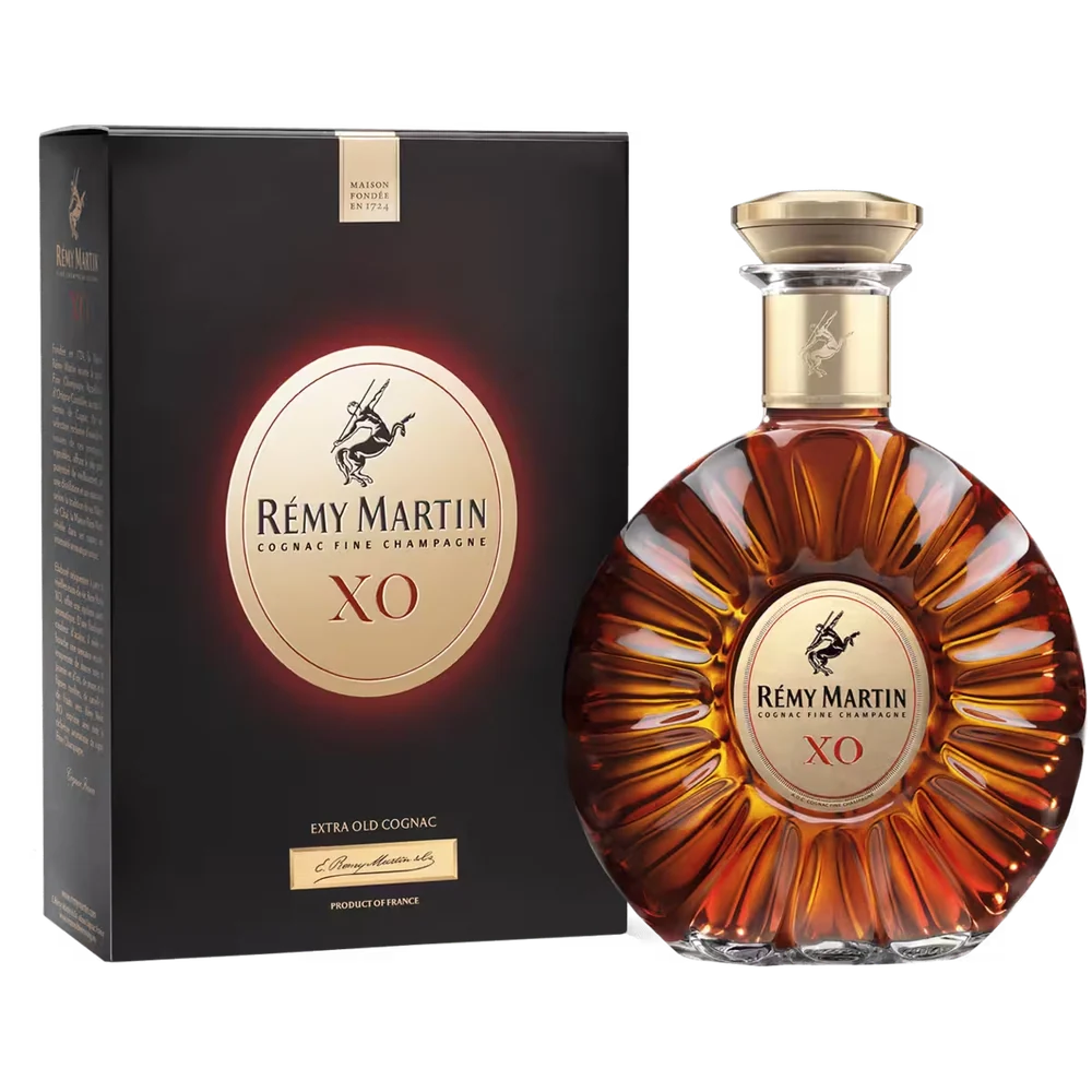 Коньяк Remy Martin XO 0,7 л в подарочной упаковке — Франция