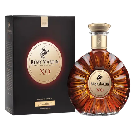 Коньяк Remy Martin XO 0,7 л в подарочной упаковке — Франция