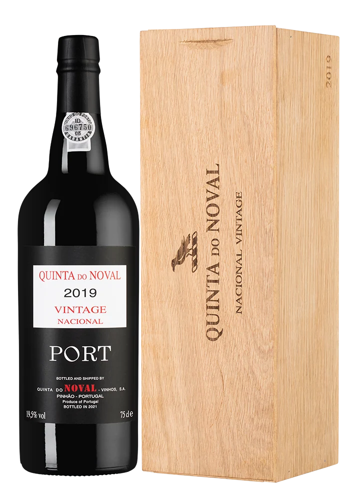 Портвейн Quinta do Noval Nacional Vintage Port в подарочной упаковке, 0,75 л — Португалия