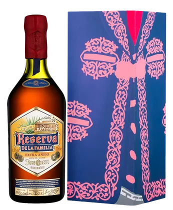Текила Tequila Reserva de la Familia Extra Anejo в подарочной упаковке, 0,7 л — Мексика