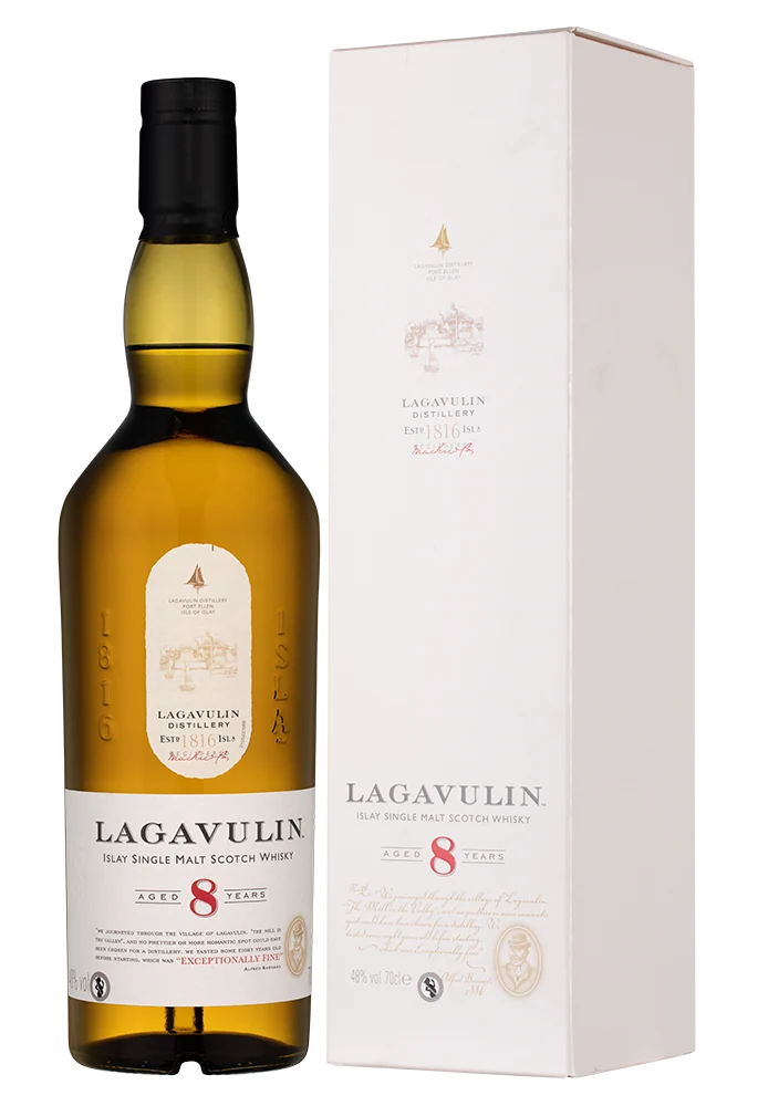 Виски Lagavulin 8 Years в подарочной упаковке, 0,7 л — Шотландия