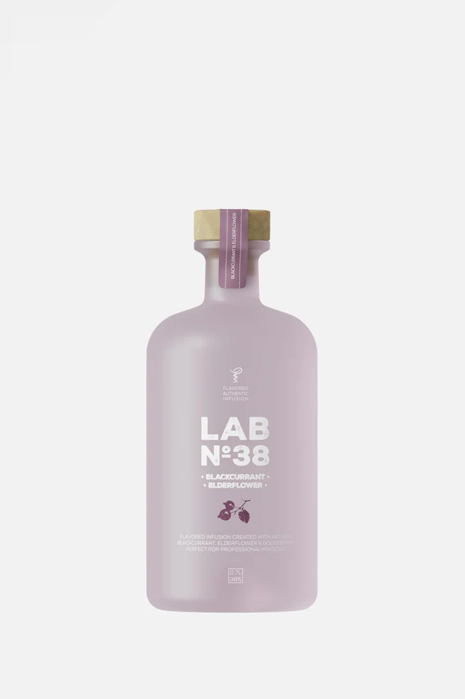 Вкусовая водка LAB№38, черная смородина, цветы бузины, 0,7 л — Россия